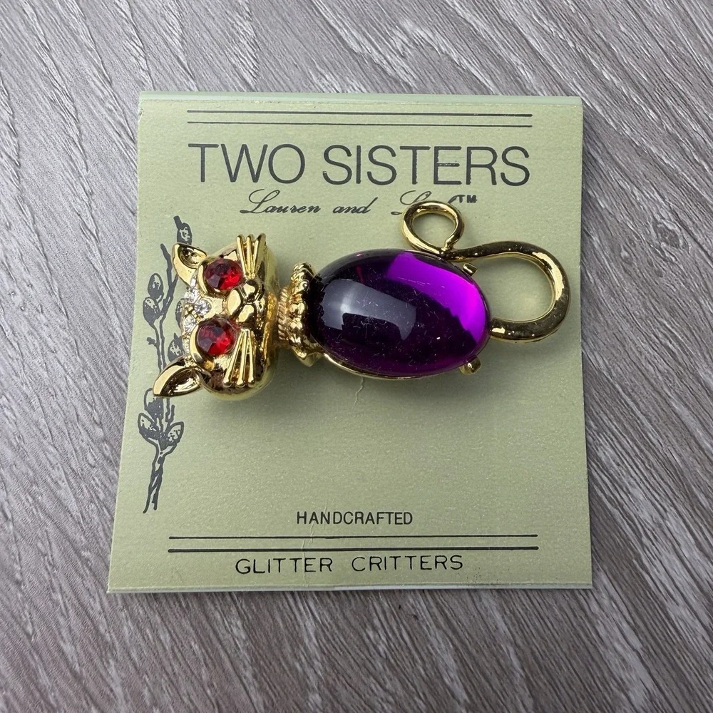 Vintage Two Sisters Glitter Critters Purple Cat Brooch Gold Tone Red Eyes New